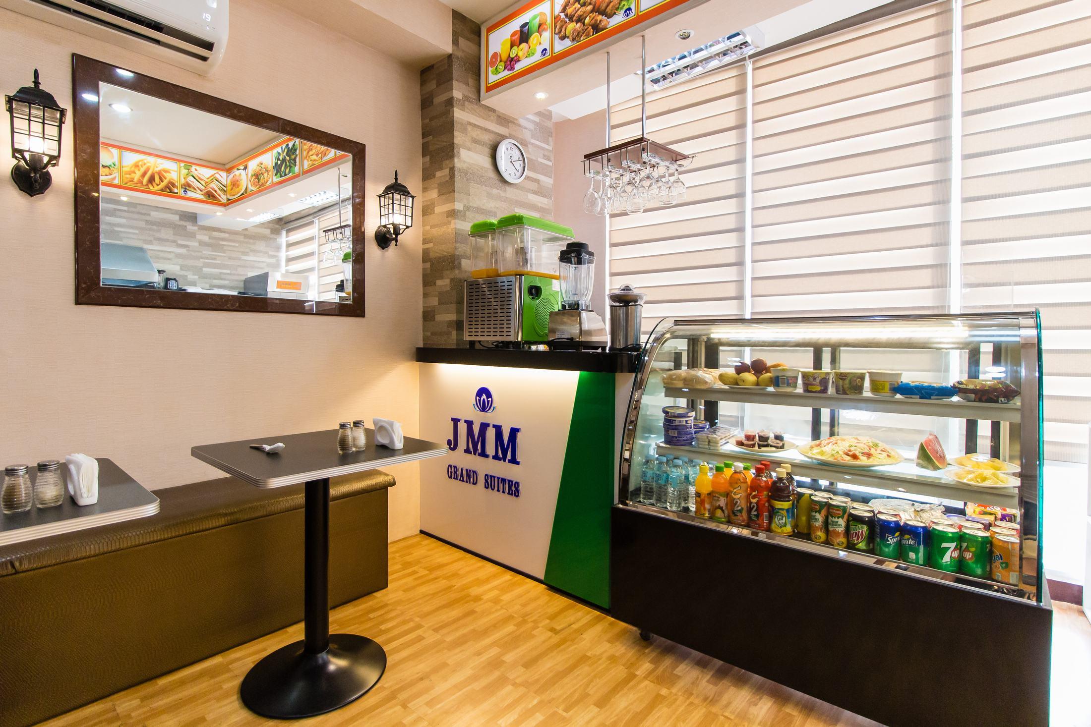 Jmm Grand Suites Манила Экстерьер фото