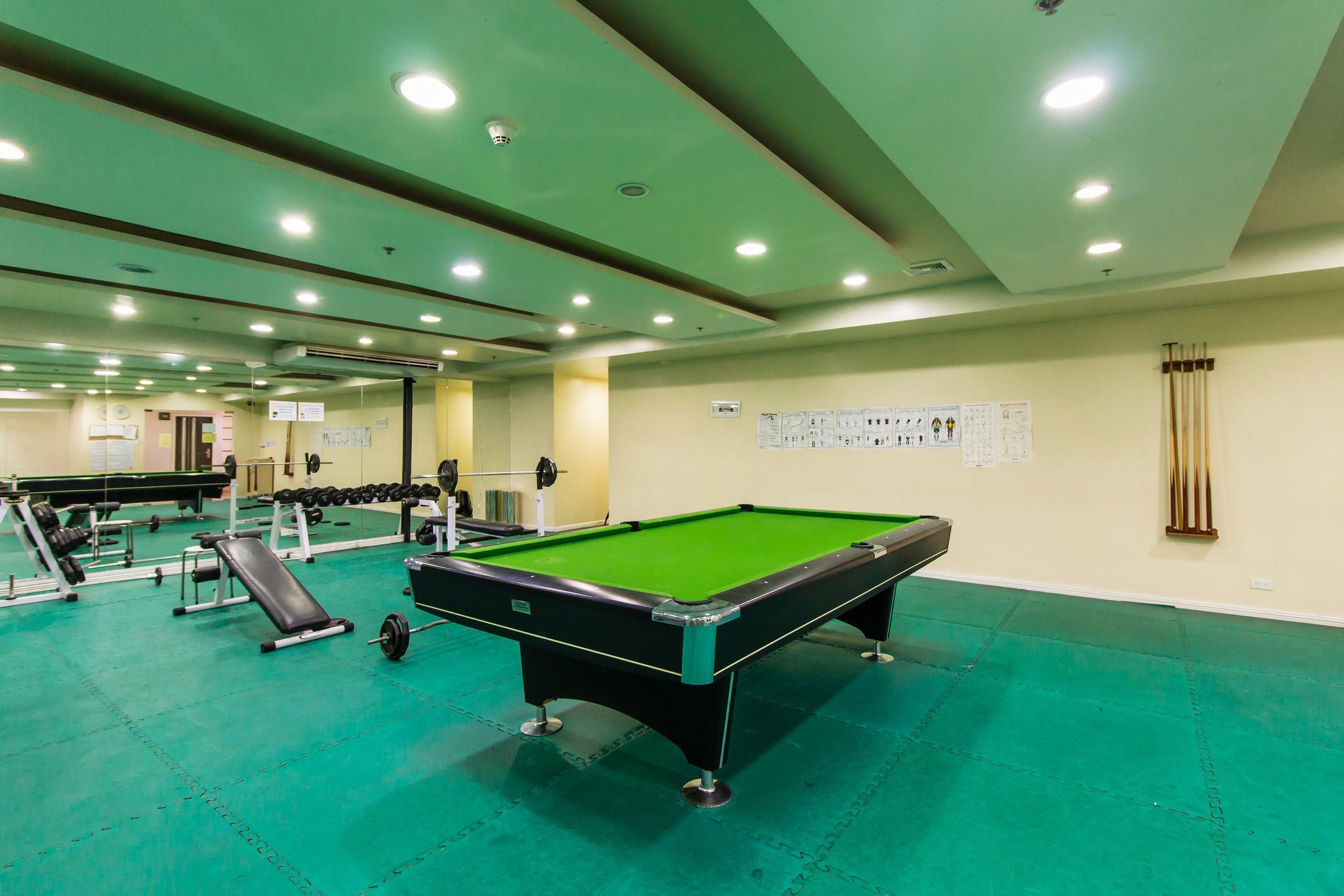Jmm Grand Suites Манила Экстерьер фото