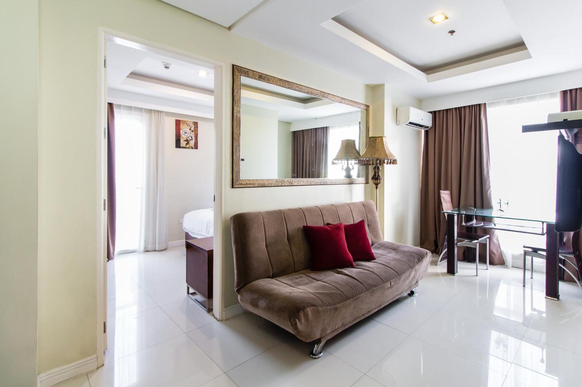 Jmm Grand Suites Манила Экстерьер фото